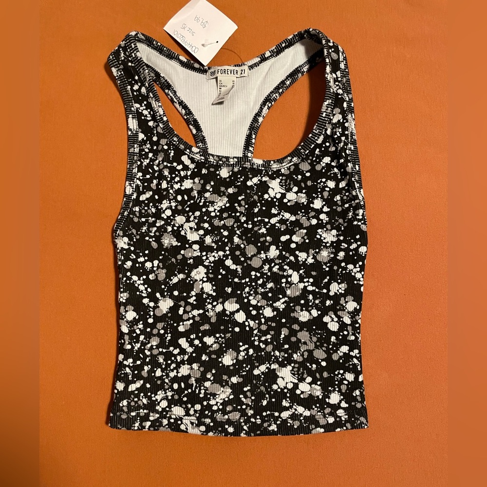 Black marbled cropped tank top. Xs